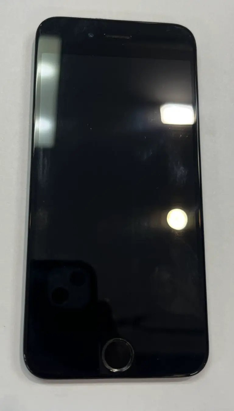 iPhone 8 Screen Pulled - Aesthetic Damage by PULLED PARTS