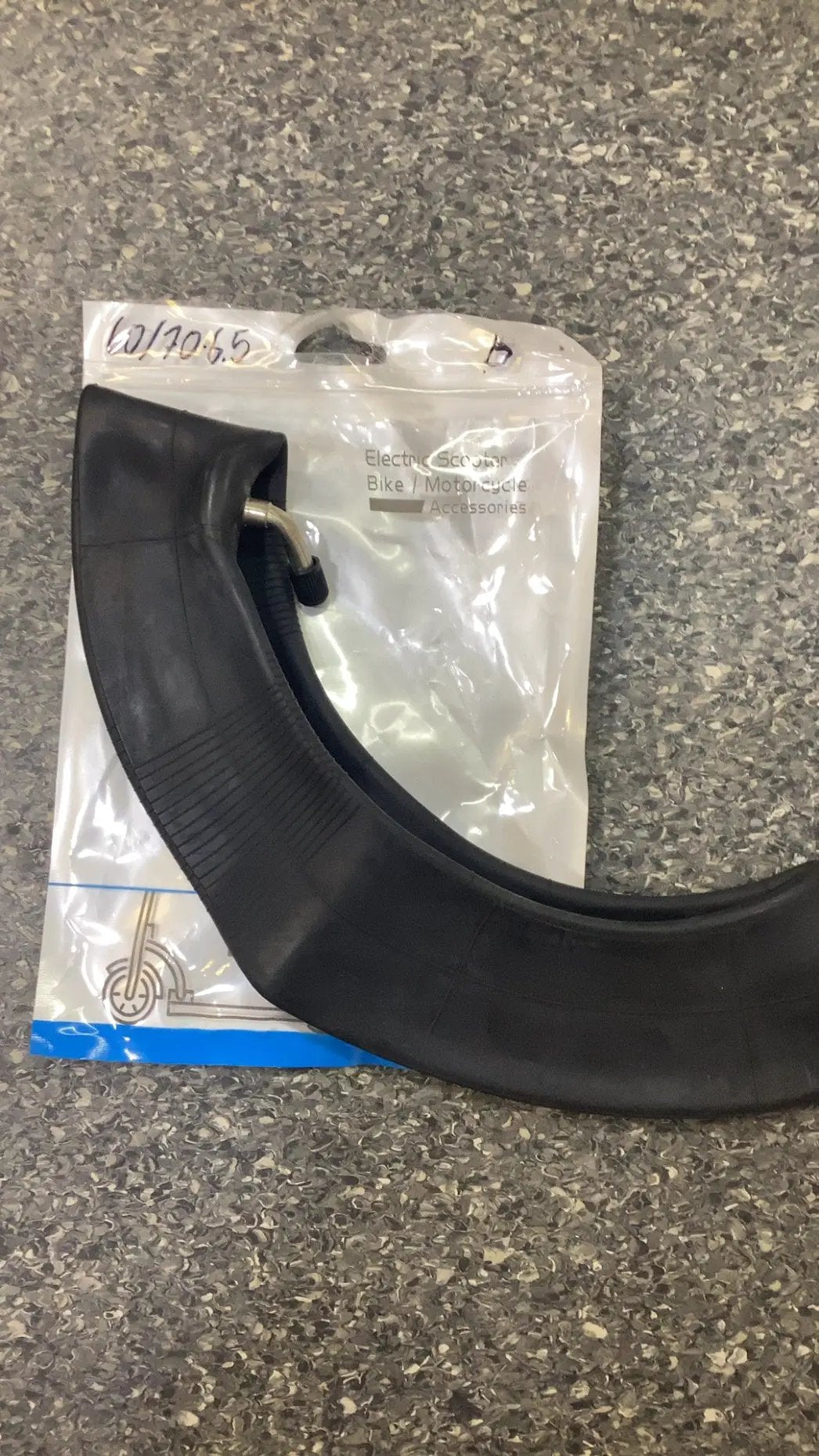 Escooter Tube 60/70-6.5 Bent valve by E-SCOOTER TUBES
