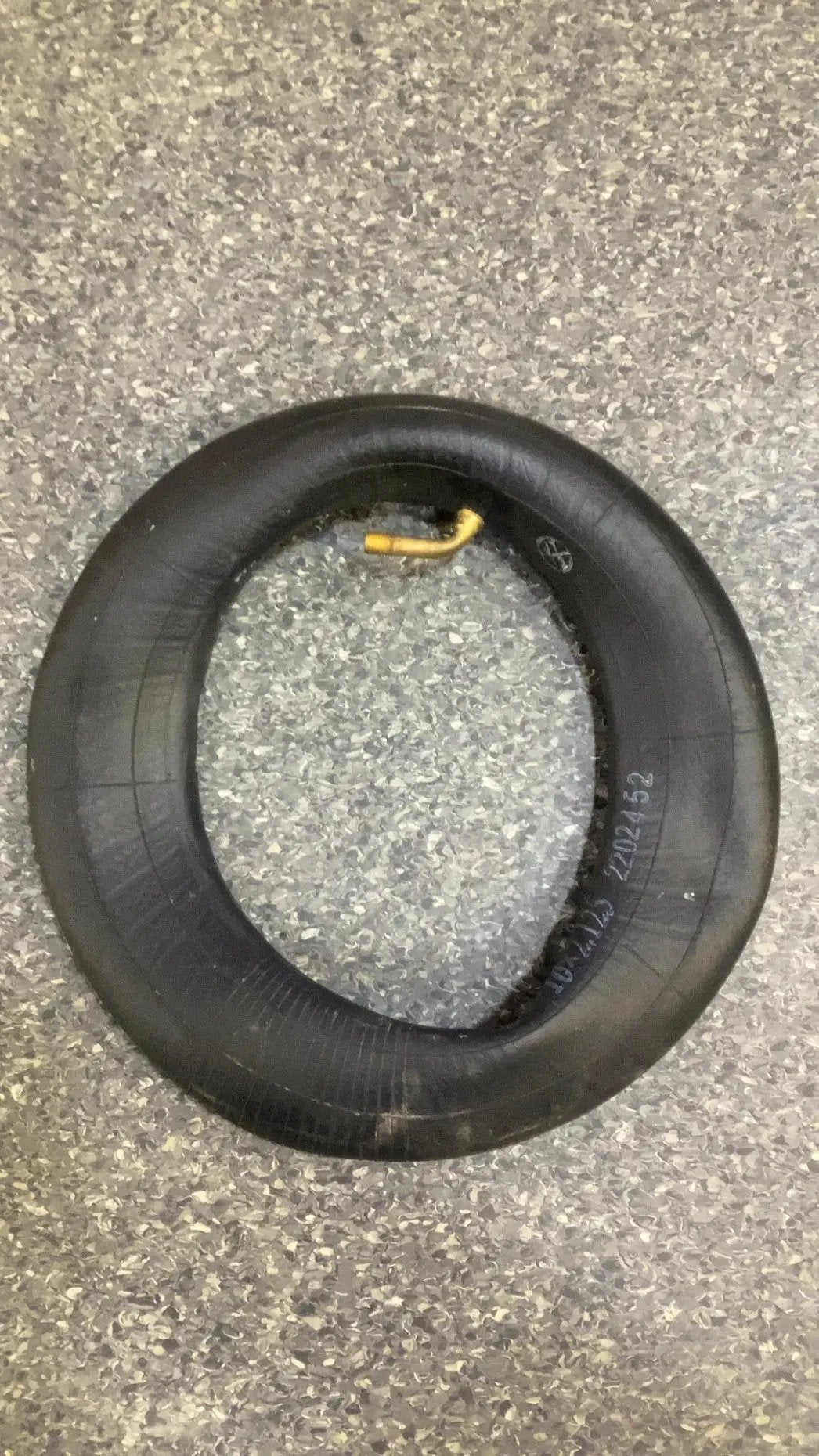 Escooter Tube 10x2.125 Bent valve by E-SCOOTER TUBES