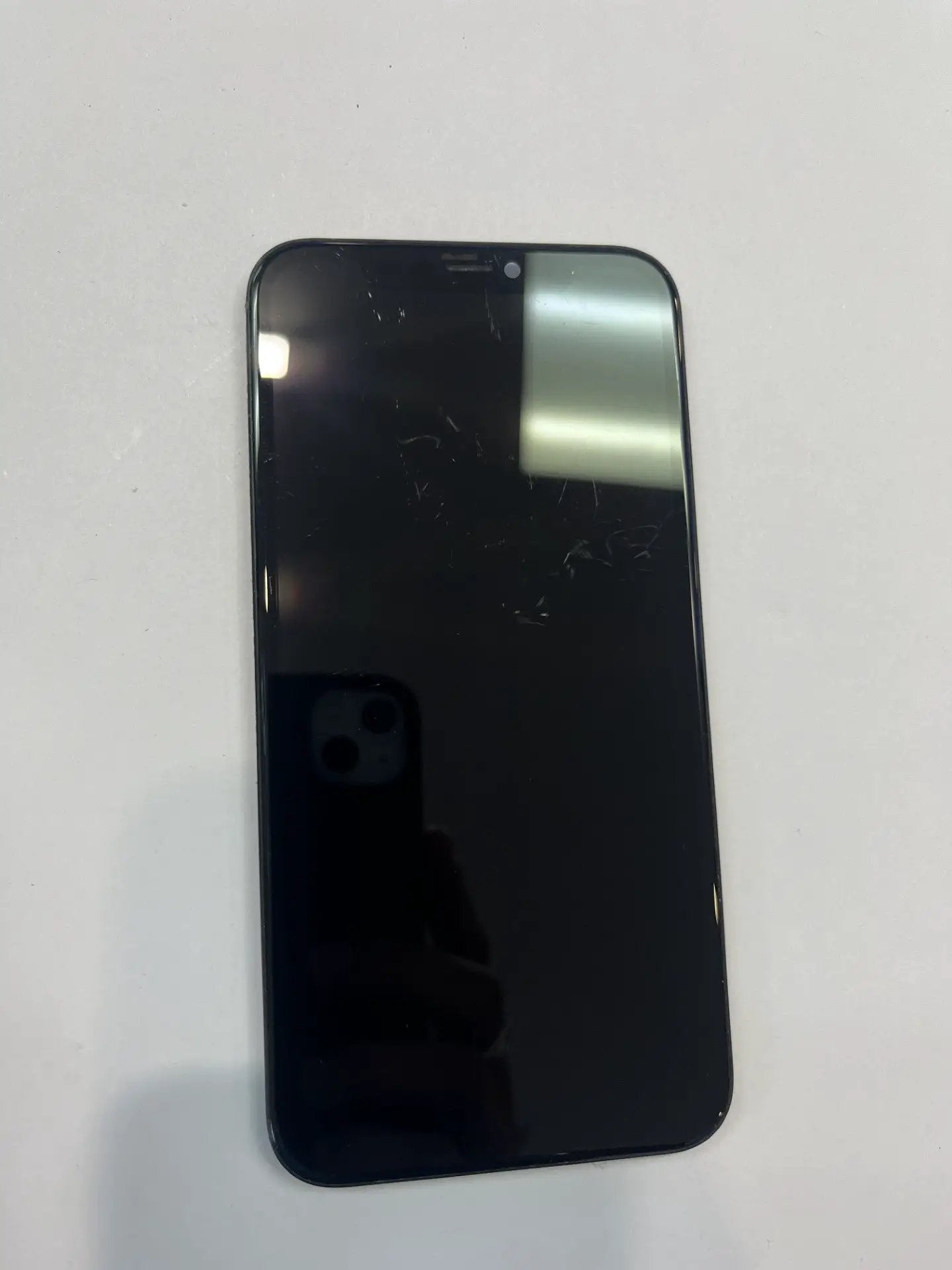 iPhone 11 Screen Pulled - Aesthetic Damage by PULLED PARTS