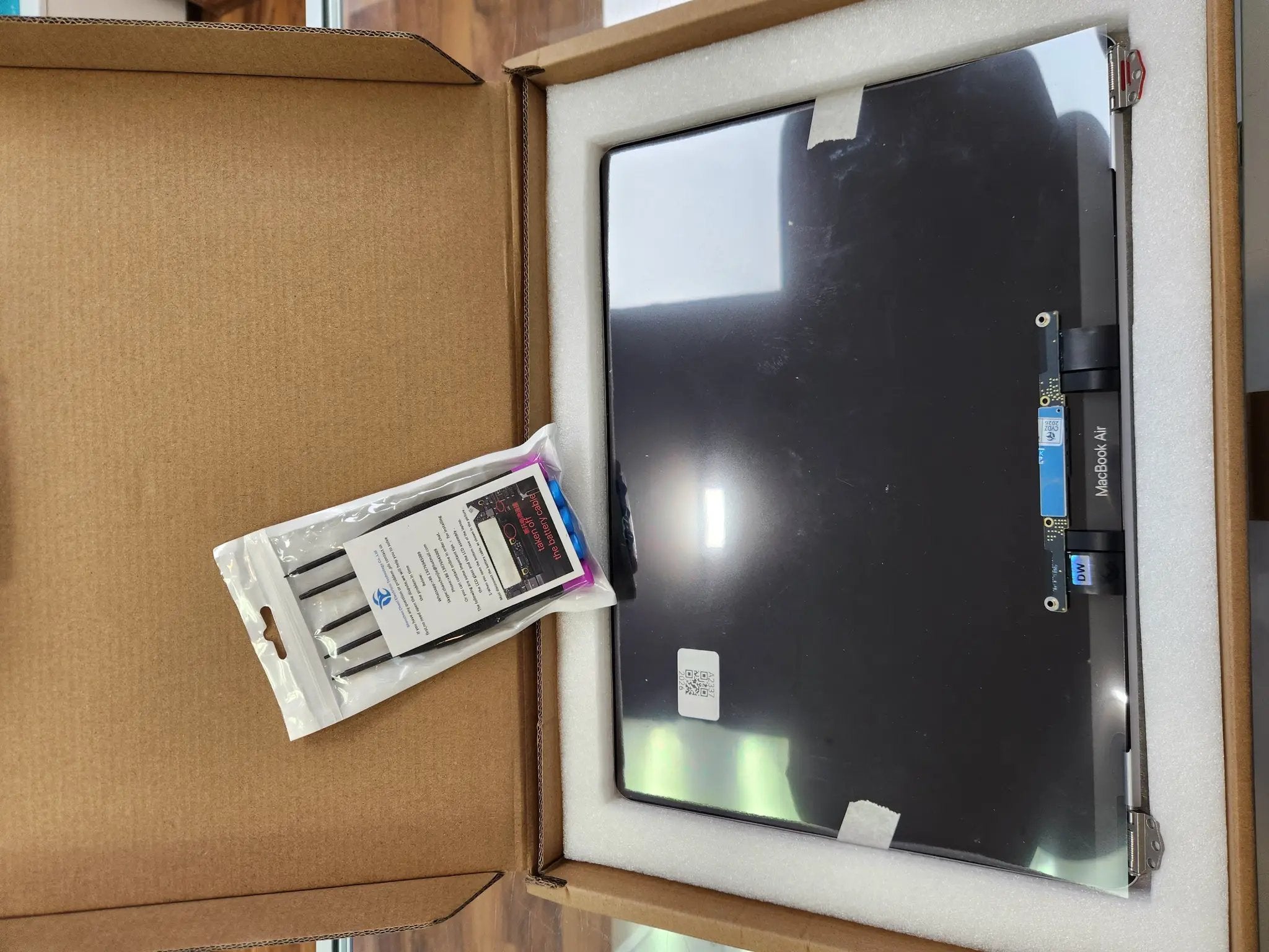 13" LCD Display Assembly for MacBook A2337 - Replacement Screen by Computer Parts