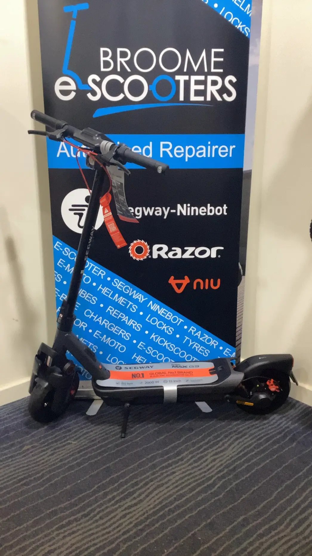 Segway Ninebot Max G3 by ADULTS E-SCOOTERS