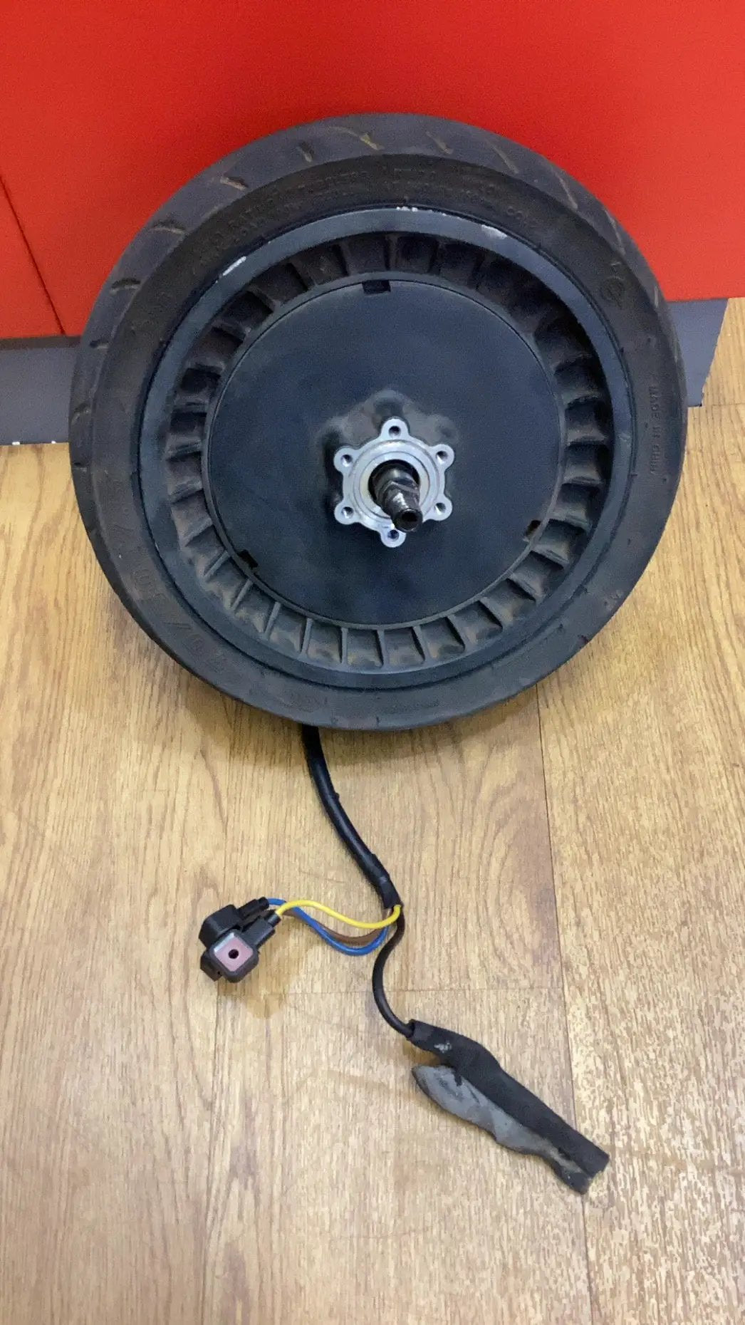 *USED* Hub Motor Assy-850W;MAX G3 by USED SEGWAY NINEBOT PARTS